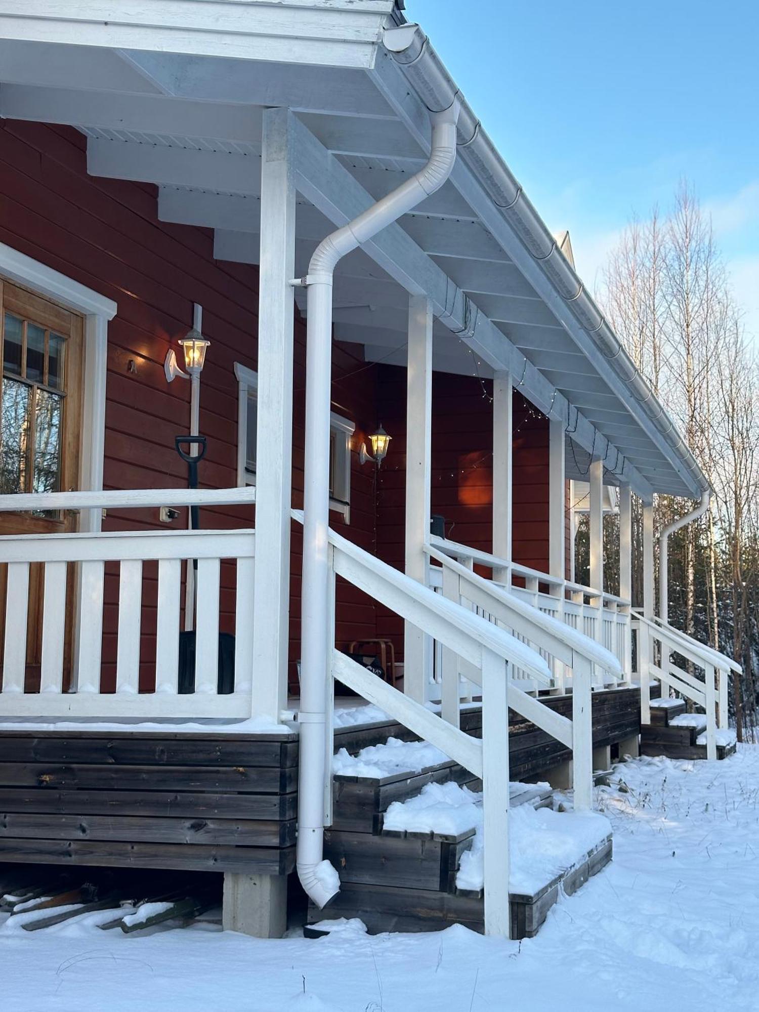 Tiiringolf Cottages Nilsia Exterior photo