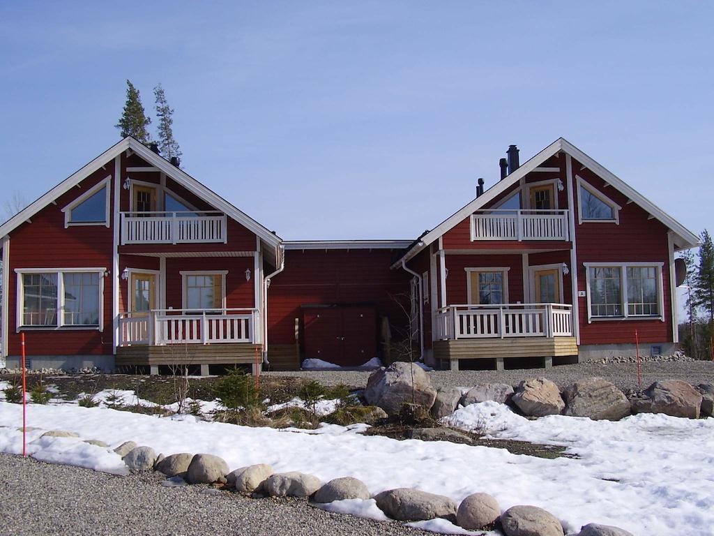 Tiiringolf Cottages Nilsia Exterior photo